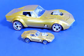 Ever wondered how to make a normal car into an actual hot wheels car? Gas Monkey Hot Wheels Corvette Chrome And Fins Collection Webseite