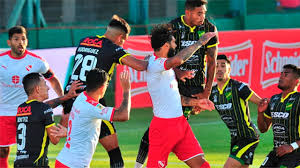 You are on page where you can compare teams defensa y justicia vs independiente before start the match. Defensa Y Justicia E Independiente Empataron Sin Goles Por La Copa De La Liga Profesional Superdeportivo Com Ar