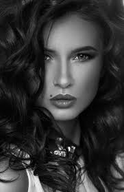 Beautiful Woman Beautiful Love Black And White Photography Pin By Christopher Woodard On Black And White Art Portrait Photography Women Most Beautiful Faces Beautiful Women Faces