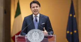 La vera incognita riguarda però ciò che accadrà al termine del calendario stabilito dal decreto legge del natale. Nuovo Dpcm Quando Parla Conte Oggi A Che Ora E Dove Vedere La Conferenza Stampa In Diretta Tv E Streaming Il Giornale D Italia