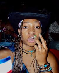 happy midterms season, trojans. the bumble fairy is here to motivate you!  #bumble #bumblehoney #midterms