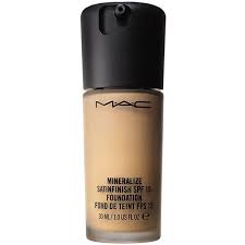 Mac Mineralize Moisture Spf 15 Foundation Broad Spectrum Spf 15 Mac Mineralize Satinfinish Spf 15 Foundation 30 Liked On Polyvore Featuring Beauty Products Makeup Face Makeu Mac Cosmetics Best Cream Foundation Spf 15