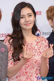 Chu ja hyun (born chu eun joo) is a south korean actress. Song Joong Ki Kim Ji Won And Choo Ja Hyun In Arthdal Chronicles Hancinema