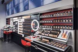Make Up For Ever Global Flagship On Behance Store Design Interior Shop Interiors Store Design
