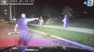 Are you targeted by your family and friends on april fool's day? Police Parents Leave Child Home Alone To Pull Clown Pranks Abc13 Houston