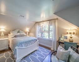 House Of Turquoise Beautiful Cape Cod Home Cape Cod Bedroom Cape Cod House Coastal Bedrooms