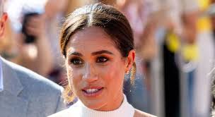 Meghan Markle shares rare video with daughter Princess Lilibet in matching  beekeeping outfits......see more in the comments 👇👇👇