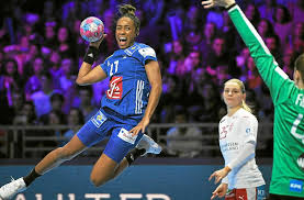 Au coeur du vestiaire des bleus à sarajevo. Le Telegramme Handball Euro Feminin France Suede Reporte