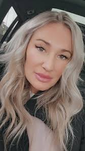 #motivation #beauty #shootforthestars #yyc #canada #shesocute #LOVE  #loveyourself #memyselfandi