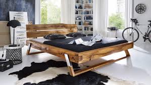 So wirken stauraumbetten und tandembetten vergleichsweise wuchtig und massiv. Balkenbett Gojo Bett In Wildeiche Massiv Geolt Fusse Edelstahl 180x200