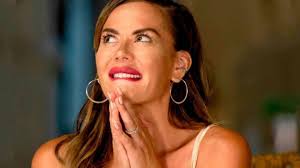 “Hay una chica atrás en el ropero": Karina Jelinek se quiso hacer la hot  pero le salió mal