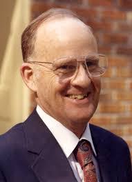 Henry Sledge's Instagram, Twitter & Facebook