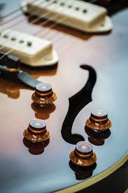 Private Collection: Malcolm Lindsay