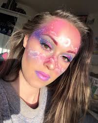 Would Like To Start Posting More Makeup Looks Here Follow My New Tiktok Account I Made Just For My Makeup And Modeling Sam Model Types Of Art Makeup Looks