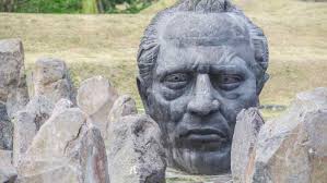 King of the World by Philip Mansel — an extraordinary monarch