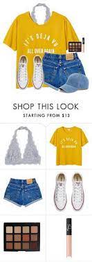 Layer this graphic tee with lo 10 Best Camping Outfits For Women Summer Ideas Camping Outfits Outfits Cute Outfits