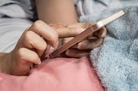 Anjuran pertama yang diungkapkan jusri, periksa kondisi lalu lintas di sekeliling mobil, terutama bagian belakang. Malang Tak Berbau Follow 5 Langkah Ini Bila Kereta Rosak Atas Jalan Raya Jangan Panik