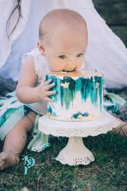 French vanilla with vanilla italian meringue buttercream. Gold Leaf And Shades Of Teal Watercolor Cakecentral Com
