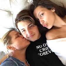 15 Mengungkap Kebenaran Tentang Anwar, Yang Bungsu Dari Hadid