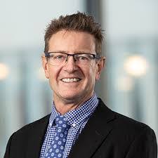 Rob Riddell's Instagram, Twitter & Facebook