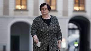 She was the czech minister of justice between 2013 and 2014, as part of jirí rusnok's cabinet. Marie Benesova Favoritka Milose Zemana Rozdelujici Justici Idnes Cz