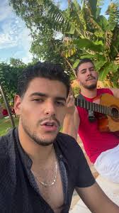 Amor y Rosa: Una Polka Encantadora