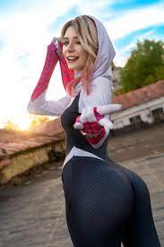 Spider-Gwen cosplay | Miakanayuri : r/SpiderGwen