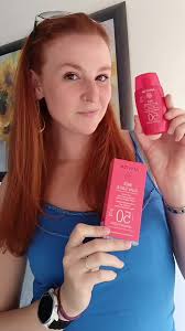 ✨ Hoy os enseño un indispensable para el día a día.😉 ✨ La crema 𝐁𝐄𝐄  𝐒𝐔𝐍 𝐒𝐀𝐅𝐄 de @apivita es una crema solar con SPF 50 🌞 Antimanchas y  Antiedad, que además tiene una textura ligera y se absorbe ...