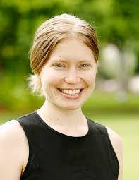 Miriam Lyons's Instagram, Twitter & Facebook