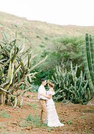 Koko Crater Botanical Garden Adventure Elopement Oahu Hawaii By Film Photographer Laura Ivanova Elopement Hawaii Elopement Botanical Gardens