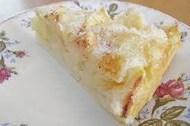 Leckere Rezepte Apfel Buttermilch Kuchen In 2020 Rezepte Bananenkuchen Rezepte Buttermilchkuchen