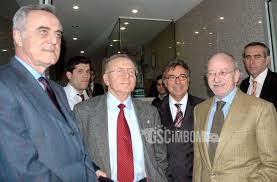 İşte, yiğit şardan ile ilgili son durum ve güncel haberler! Gscimbom Com On Twitter 25 Mart 2006 Galatasaray Da Baskanlik Icin Ozhan Canaydin Yigit Sardan Alp Yalman Ve Turgay Kiran Yaristi Canaydin 1615 Oyla 3 Kez Baskan Secildi Sardan 1331 Oy Yalman 206