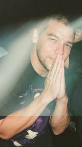 what a year it’s been. 2022 thank you for testing me everyway. thank you to  everyone who made this year the best one yet ✨✨