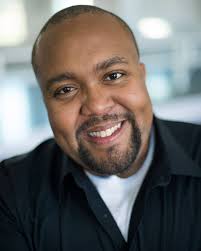 We are thrilled to welcome Franco Holder back to our teaching staff! Franco  is the incredibly talented pianist for First Universalist Church of  Minneapolis, the former organist for Crown Glory Lutheran Church,