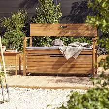 the denia bench and storage set is perfect for entertaining the bench itself provides a cosy spot to sit bancs de jardin en bois coffre de jardin banc jardin