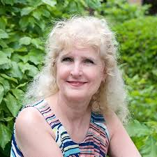 Amazon.com: Frances Smith: books, biography, latest update