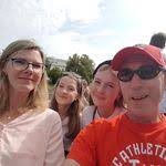 Karl Hallgren's Instagram, Twitter & Facebook