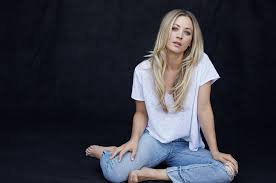 China flight attendants advised to wear diapers for covid protection. Big Bang Theory S Kaley Cuoco On Faking Racy Flight Attendant Sex