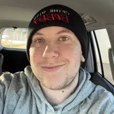 Alan Hinkel's Instagram, Twitter & Facebook