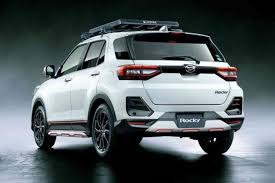 50 harga terlengkap mobil daihatsu rocky bekas dijual di indonesia. Harga Daihatsu Rocky Lebih Mahal Dari Toyota Raize Goozir Com