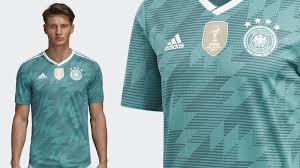 Adidas fußball herren dfb deutschland home trikot heimtrikot em 2020 weiß schwarz xxl 49,95 €. Adidas Dfb Auswarts Trikot 2018 2019 Der Nationalmannschaft
