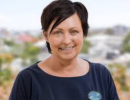 Commanding a sizeable 622m2 block in a prestigious street, this stately  Californian bungalow captures breathtaking city views from its lofty  position and presents an exceptional opportunity to secure a property in  this