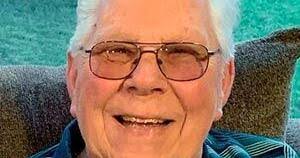 Deanna Riggins's Instagram, Twitter & Facebook