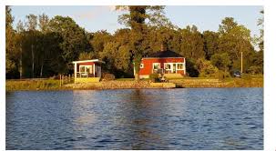 Unsere gutachter helfen auch bei fragen zur finanzierung und sanierung. Ferienhaus Schweden Direkt Am See Ferienhaus Mit Boot In Schweden
