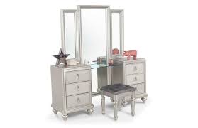 Shop a wide range of bathroom vanity units online at plumbworld! Diva Ii Vanity Set In 2021 Bob S Discount Furniture Furniture Discount Furniture