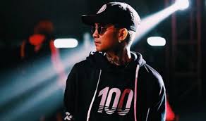 Liputan6.com, jakarta kehidupan rumah tangga young lex dan eriska nakesya semakin berwarna dengan kehadiran sang buah hati. Rapper Young Lex Diduga Plagiat Sempat Lontarkan Hinaan Ke Penggemar K Pop