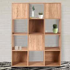 Vous pouvez moduler les cubes comme vous le souhaitez afin de créer un espace de rangement 100% personnalisé. Meuble De Rangement Cube Rudy 12 Cases Bois Facon Hetre Avec Portes