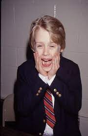Your Favorite Child Stars Have Grown Up Here S What They Look Like Now Famous Child Actors Macaulay Culkin Child Actors