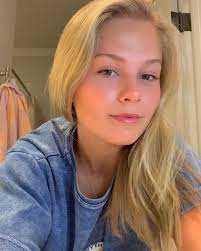 39 7k Likes 1 183 Comments Darci Lynne Itsdarcilynne On Instagram Comment Your Favorite Emojis Here S Mine Celebrity Families Instagram Farmer