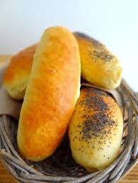 Pains A Hot Dog Maison La Recette Parfaite Rock The Bretzel Recette Pains A Hot Dog Recette Recettes Pour Chien